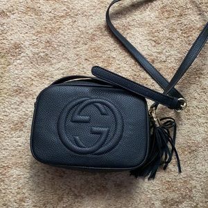 Black crossbody purse